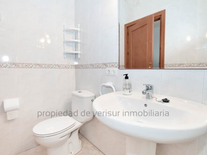 1 Zimmer Haus zu vermieten in Vera - 700 € (Ref: 9359798)