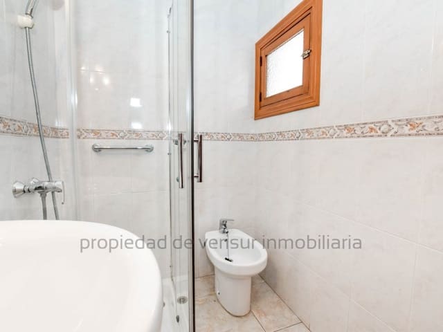 1 Zimmer Haus zu vermieten in Vera Ciudad, Vera - 700 € (Ref: 9359798)