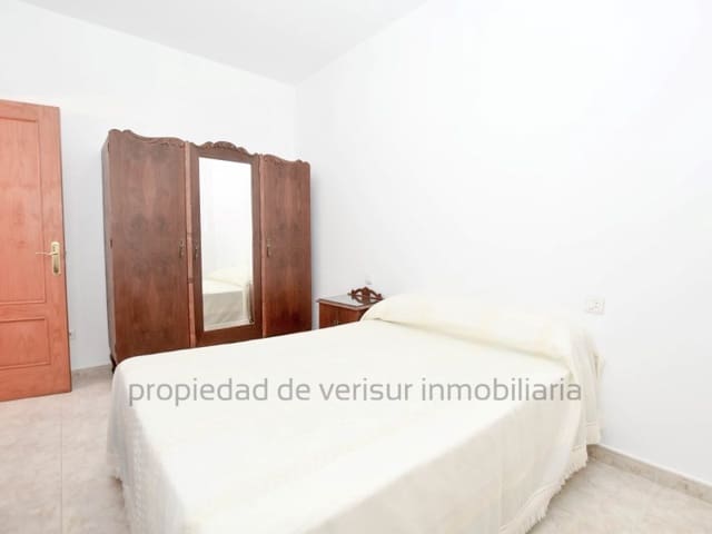 1 Zimmer Haus zu vermieten in Vera Ciudad, Vera - 700 € (Ref: 9359798)