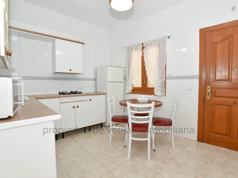 1 Zimmer Haus zu vermieten in Vera - 700 € (Ref: 9359798)