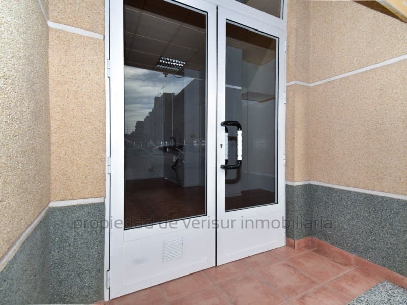 Kommersiell att hyra i Aguilas - 300 € (Ref: 9375392)