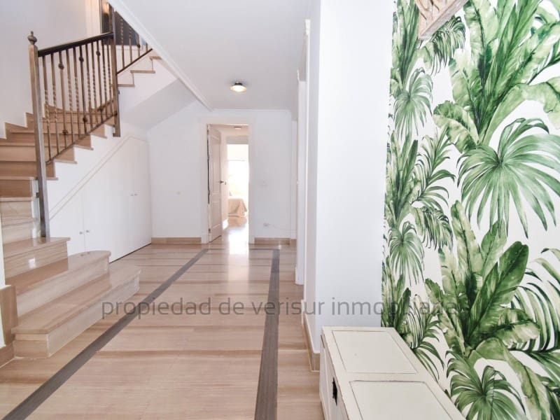 Ático de 3 habitaciones en Aguilas en venta - 279.000 € (Ref: 9403687)