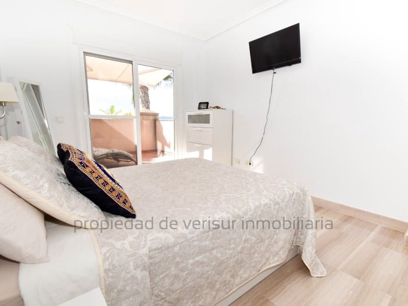 Ático de 3 habitaciones en Aguilas en venta - 279.000 € (Ref: 9403687)