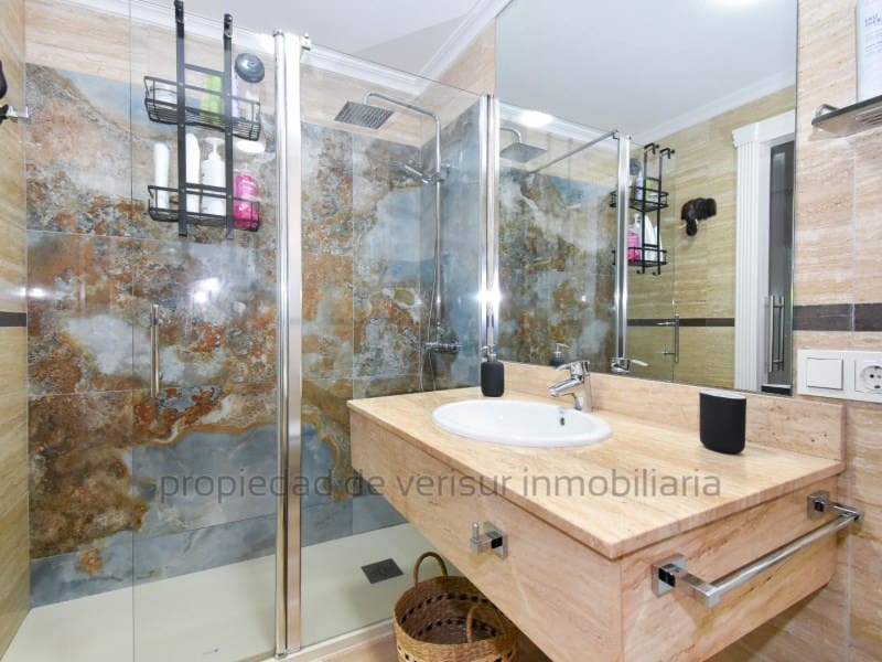 Ático de 3 habitaciones en Aguilas en venta - 279.000 € (Ref: 9403687)