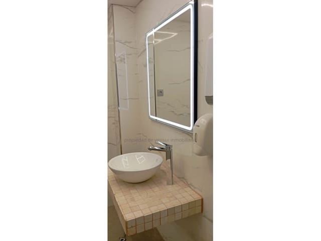 Erhverv til salg i Casco Antiguo, Aguilas - € 95.000 (Ref: 9411246)