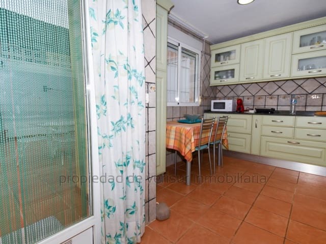 3 bedroom Apartment for rent in Calabardina, Aguilas - € 750 (Ref: 9414338)