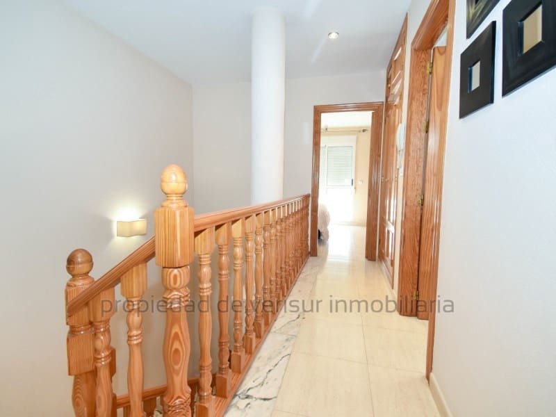 Apartamento de 4 habitaciones en Aguilas en alquiler con garaje - 900 € (Ref: 9414339)