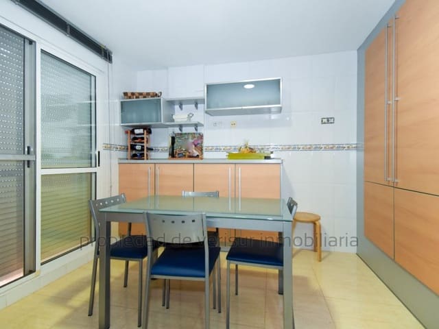 4 bedroom Apartment for rent in Las Majadas - Las Molinetas - Labradorcico, Aguilas with garage - € 900 (Ref: 9414339)