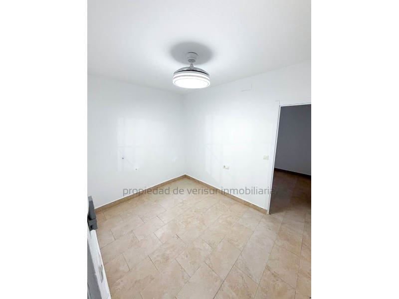 3 bedroom Apartment for sale in Aguilas - € 145,000 (Ref: 9420089)