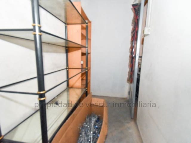 Garage til salg i Casco Antiguo, Aguilas - € 5.500 (Ref: 9424510)