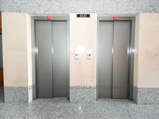 Garage til salg i Casco Antiguo, Aguilas - € 5.500 (Ref: 9424510)