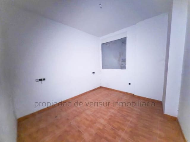 Piso de 2 habitaciones en Lorca en venta - 59.500 € (Ref: 9427587)