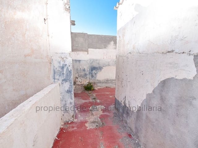 2 bedroom Townhouse for sale in Casco Antiguo, Aguilas - € 40,000 (Ref: 9433504)