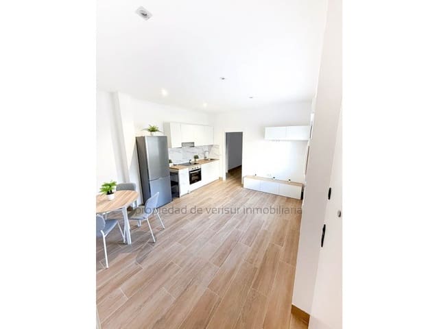 Apartamento Playa de 2 habitaciones en Mojácar en venta - 229.000 € (Ref: 9437192)