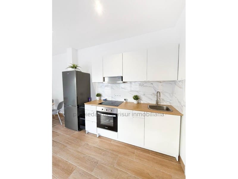 2 bedroom Beach Apartment for sale in Mojacar - € 229,000 (Ref: 9437192)