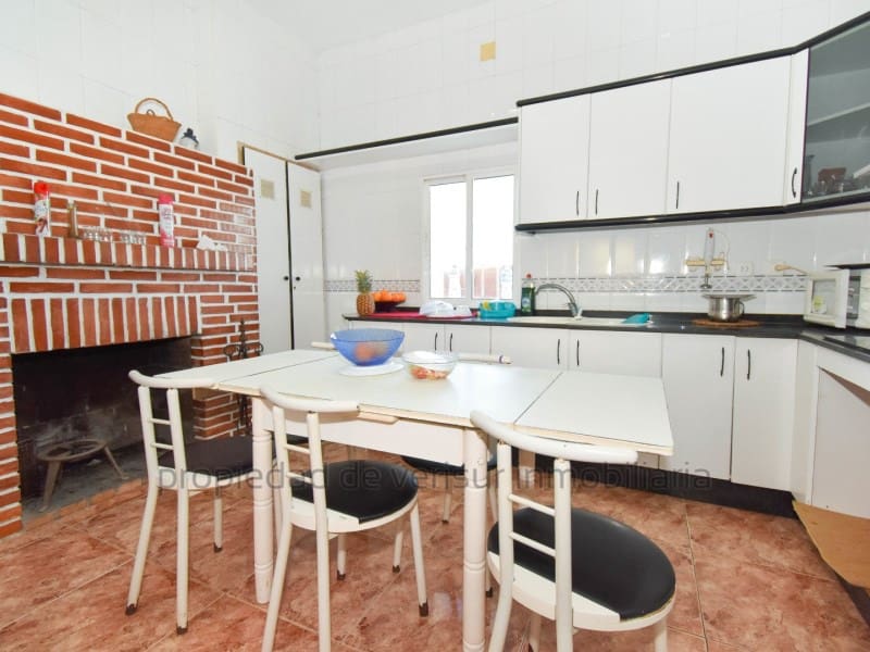 2 slaapkamer Rijtjeshuis te koop in Aguilas met garage - € 135.000 (Ref: 9437193)