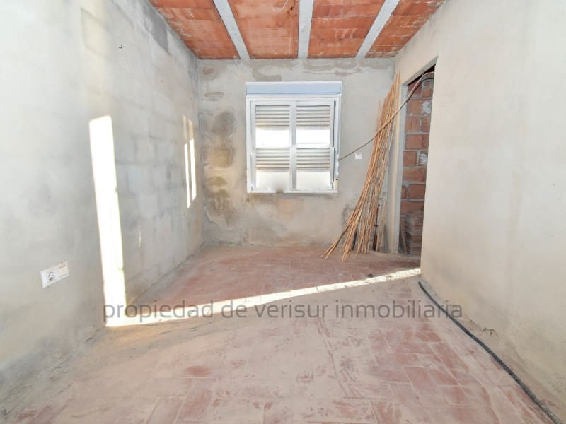 2 slaapkamer Rijtjeshuis te koop in Aguilas met garage - € 135.000 (Ref: 9437193)