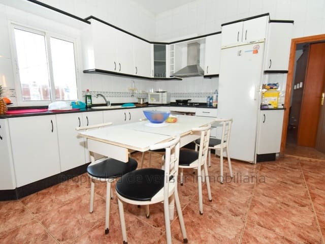 2 quarto Moradia em Banda para venda em Casco Antiguo, Aguilas com garagem - 135 000 € (Ref: 9437193)