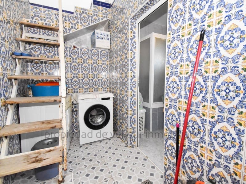 2 slaapkamer Rijtjeshuis te koop in Aguilas met garage - € 135.000 (Ref: 9437193)