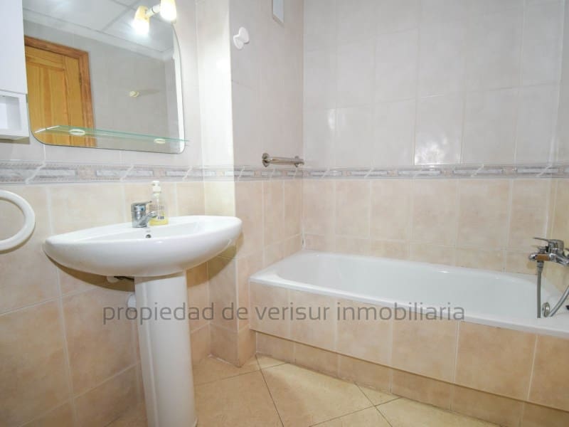 3 makuuhuone Asunto myytävänä paikassa Aguilas mukana 
autotalli - 200 000 € (Ref: 9452209)