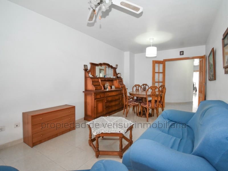 3 makuuhuone Asunto myytävänä paikassa Aguilas mukana 
autotalli - 200 000 € (Ref: 9452209)