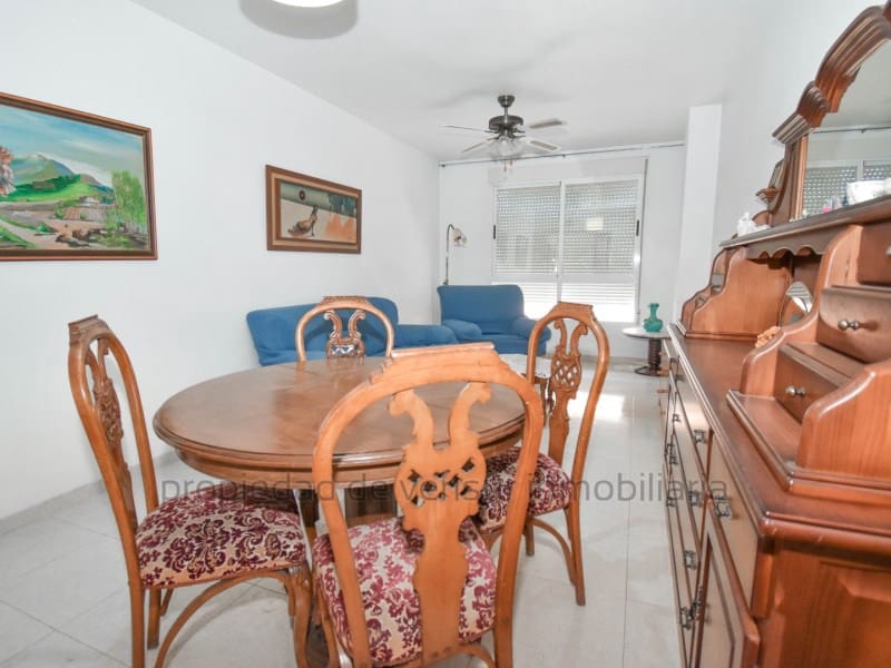 3 makuuhuone Asunto myytävänä paikassa Aguilas mukana 
autotalli - 200 000 € (Ref: 9452209)