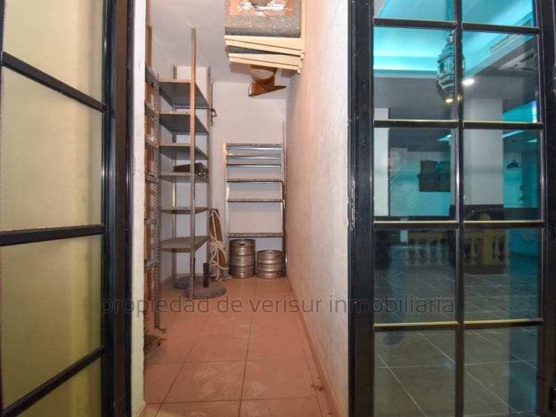 Kommersiell til leie i Aguilas - € 600 (Ref: 9452792)