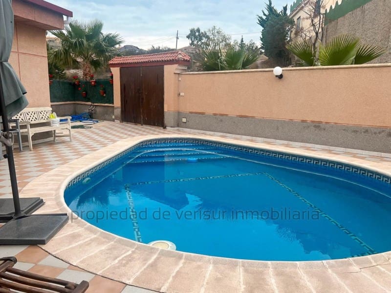 Chalet de 4 habitaciones en Aguilas en venta con garaje - 400.000 € (Ref: 9456343)
