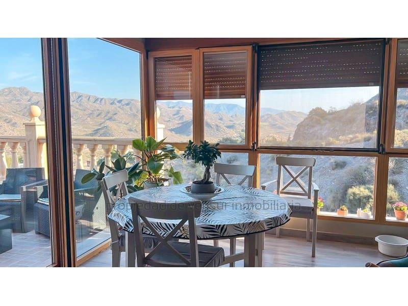 Chalet de 4 habitaciones en Aguilas en venta con garaje - 400.000 € (Ref: 9456343)