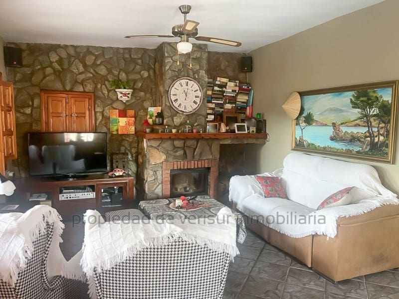 Chalet de 4 habitaciones en Aguilas en venta con garaje - 400.000 € (Ref: 9456343)