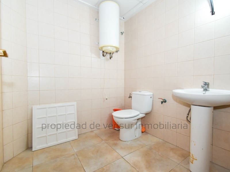 Commercial for rent in Aguilas - € 550 (Ref: 9462441)