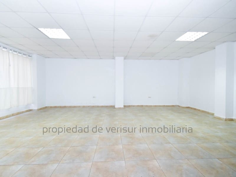 Commercial for rent in Aguilas - € 550 (Ref: 9462441)