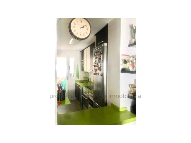 2 quarto Apartamento para arrendar em Aguilas com piscina garagem - 850 € (Ref: 9491489)