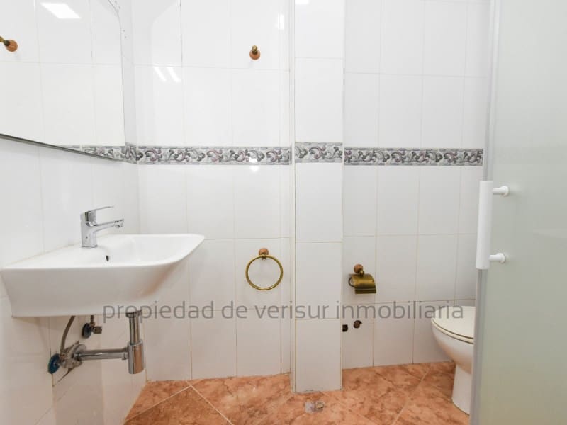2 bedroom Apartment for rent in Albox - € 700 (Ref: 9506310)