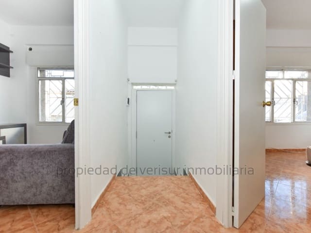 Apartamento de 2 habitaciones en Albox en alquiler - 700 € (Ref: 9506310)