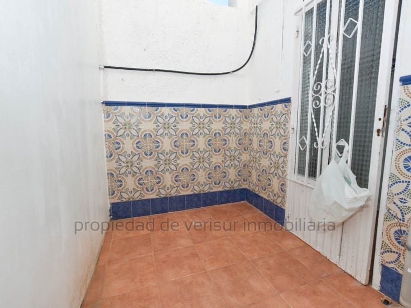 2 bedroom Apartment for rent in Albox - € 700 (Ref: 9506310)