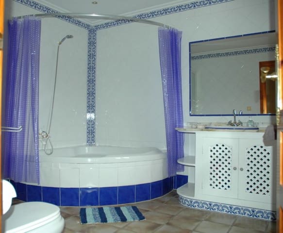 4 bedroom Villa for sale in Benissa with pool garage - € 1,100,000 (Ref: 4630474)