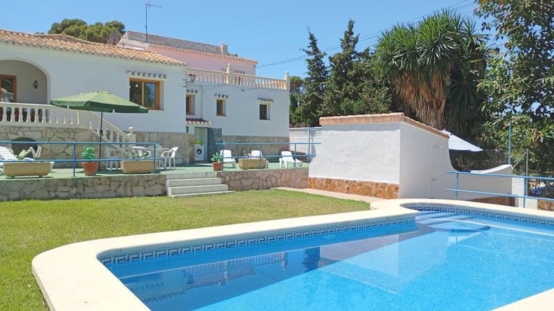 5 sovrum Villa att hyra i Javea / Xabia med pool garage - 1 800 € (Ref: 6492384)