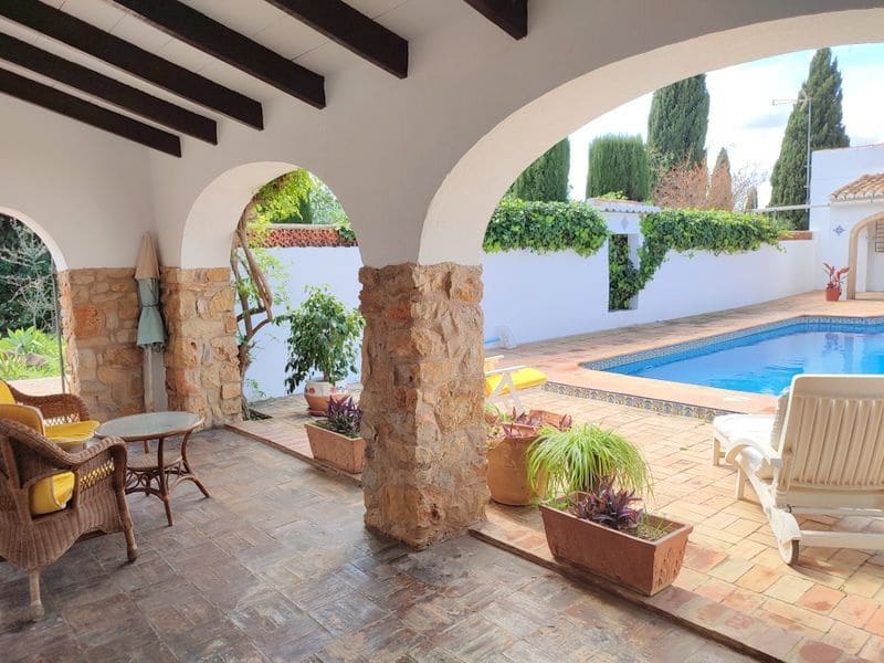 3 Zimmer Villa zu verkaufen in Javea / Xabia mit Pool Garage - 950.000 € (Ref: 8894416)