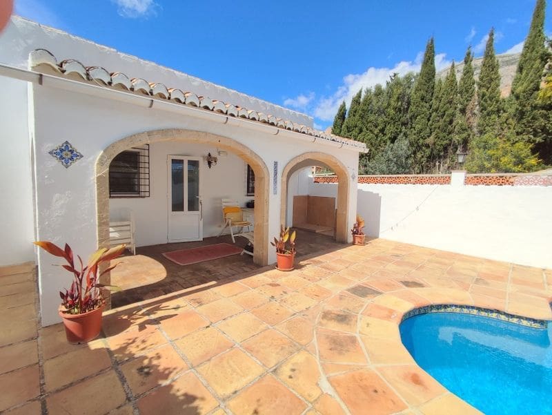 3 Zimmer Villa zu verkaufen in Javea / Xabia mit Pool Garage - 950.000 € (Ref: 8894416)