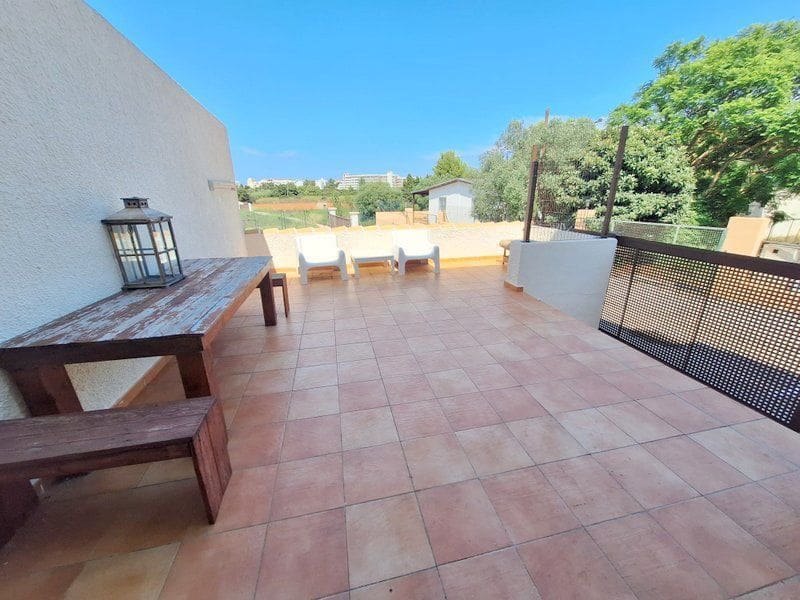 Kommersiell til salgs i Javea / Xabia - € 340 000 (Ref: 9334387)