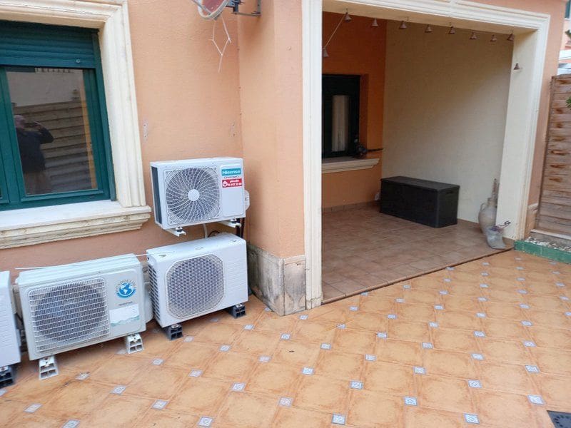 3 bedroom Townhouse for rent in Javea / Xabia with pool garage - € 1,600 (Ref: 9594660)