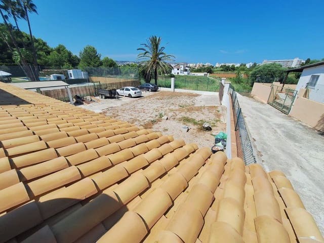 Comercial para venda em Javea / Xàbia com garagem - 240 000 € (Ref: 9604582)