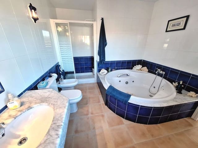 4 soveværelse Byhus til salg i Javea / Xàbia med swimmingpool garage - € 790.000 (Ref: 9830638)