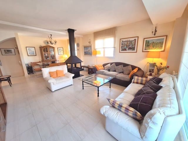 4 soveværelse Byhus til salg i Javea / Xàbia med swimmingpool garage - € 790.000 (Ref: 9830638)