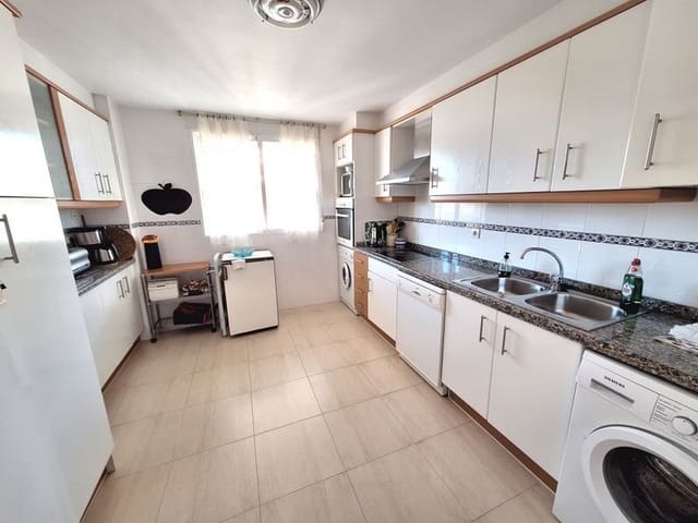 4 soveværelse Byhus til salg i Javea / Xàbia med swimmingpool garage - € 790.000 (Ref: 9830638)
