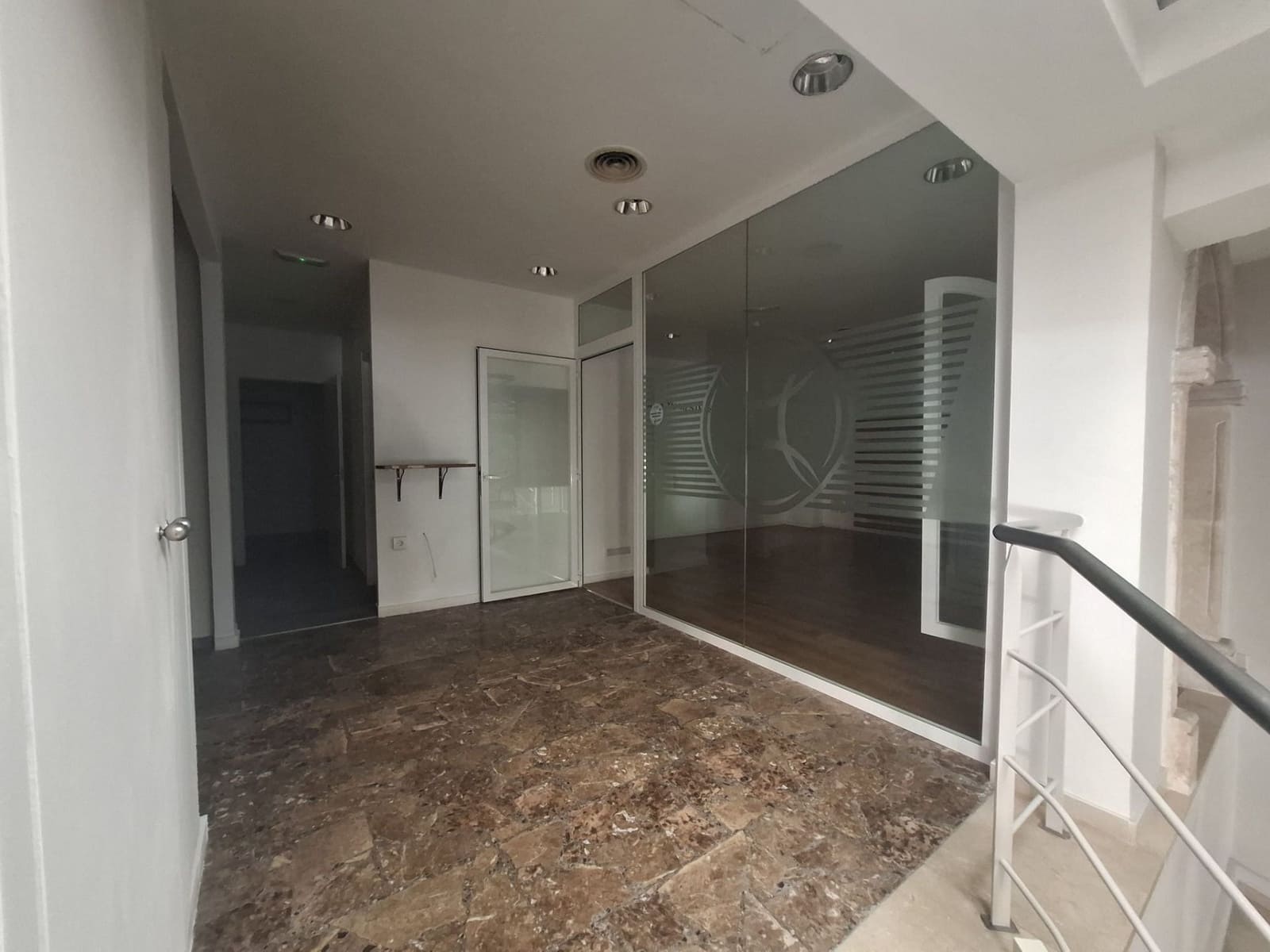 Erhverv til leje i Javea / Xabia - € 1.500 (Ref: 9990201)