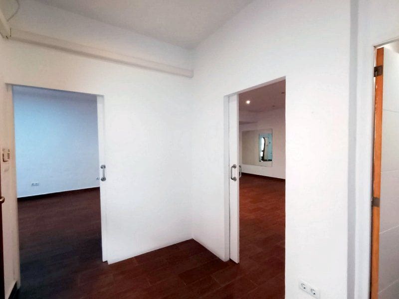 Erhverv til leje i Javea / Xabia - € 700 (Ref: 9990202)