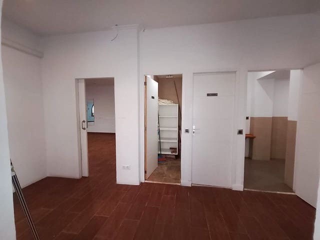 Erhverv til leje i Javea / Xàbia - € 700 (Ref: 9990202)
