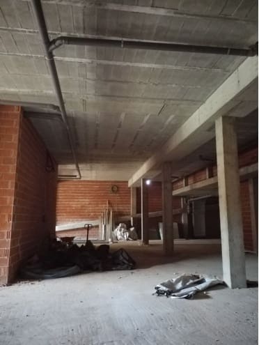 Erhverv til salg i Santiago de Compostela - € 150.000 (Ref: 8572927)